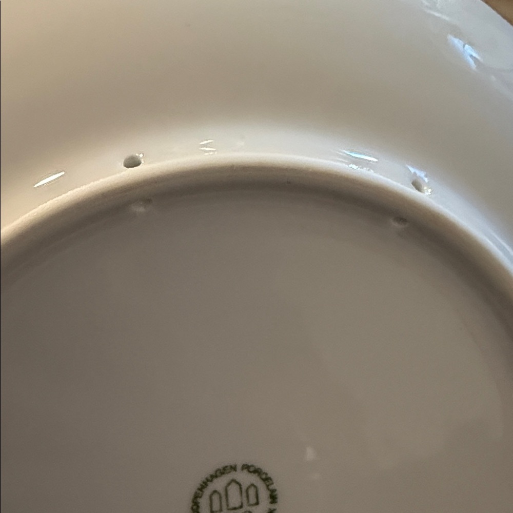🔹NEW..Bing & Grondahl Copenhagen Porcelain Madonna & Child Decorative Plate…. - Picture 5 of 5